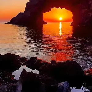 https://dammuso-fiori-dossidiana-pantelleria.sicilyhotelsitaly.net